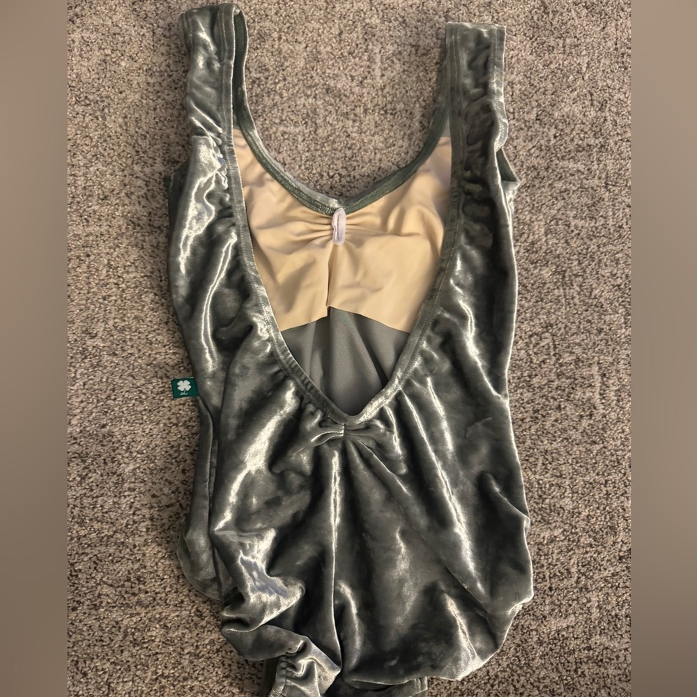 Luckyleo olive green velvet ballet leotard size small - Picture 6 of 9